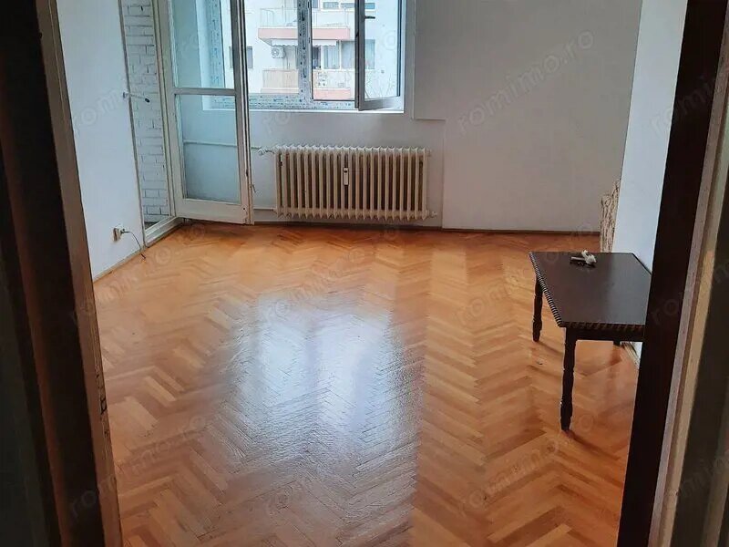 Titan, Policlinica Titan, Parc Titanel